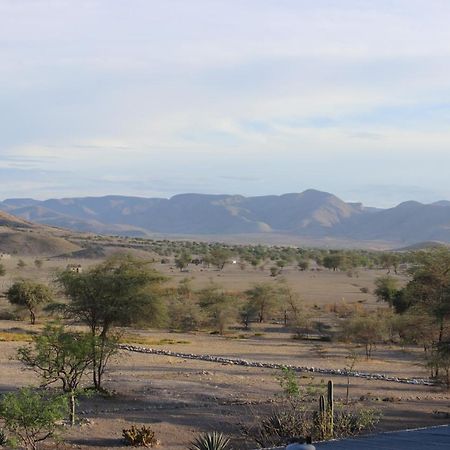 Fort Sesfontein Lodge & Safaris Exterior foto