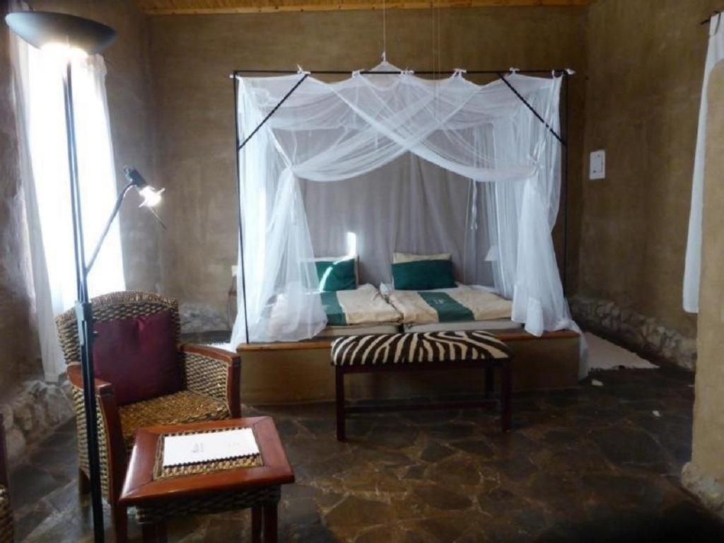 Fort Sesfontein Lodge & Safaris Exterior foto